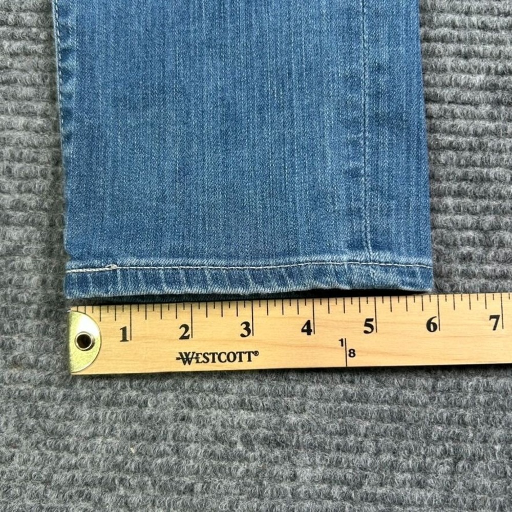 Big Star Hydra Cigarette Fit Jeans Womens 28 Light Wash Distressed Denim Casual - Picture 12 of 13
